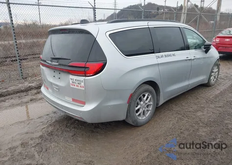 2024 Chrysler Pacifica Touring L z USA, uszkodzony, nr VIN 2C4RC1BG2RR184472